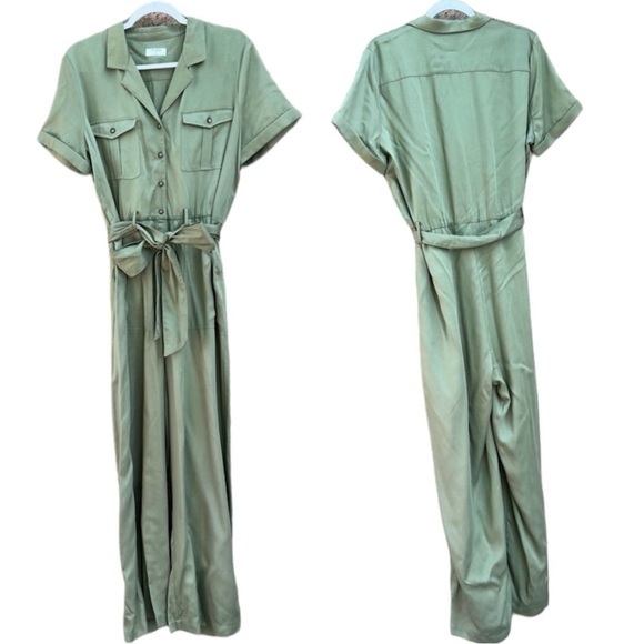 UNTUCKit Jumpsuit  Woman’s size large earthy‎ green minimalist - Picture 3 of 15